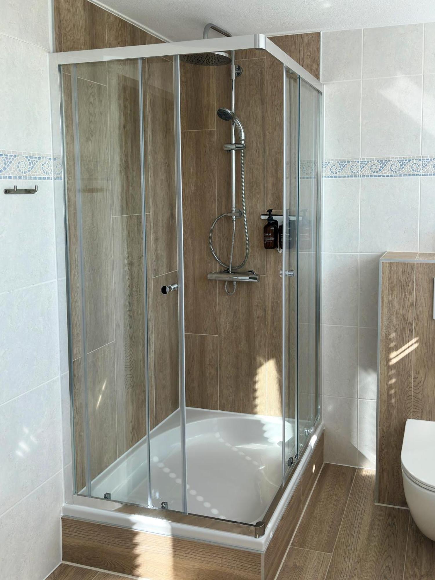 Bed & Breakfast Dijkhuis Vrouwenpolder